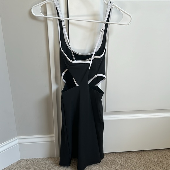 Abercrombie Exercise Dress - Picture 3 of 4